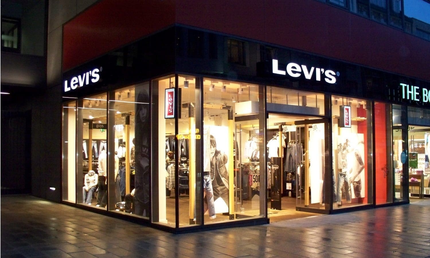 Levi’s posts $11m loss despite increase in DTC revenue