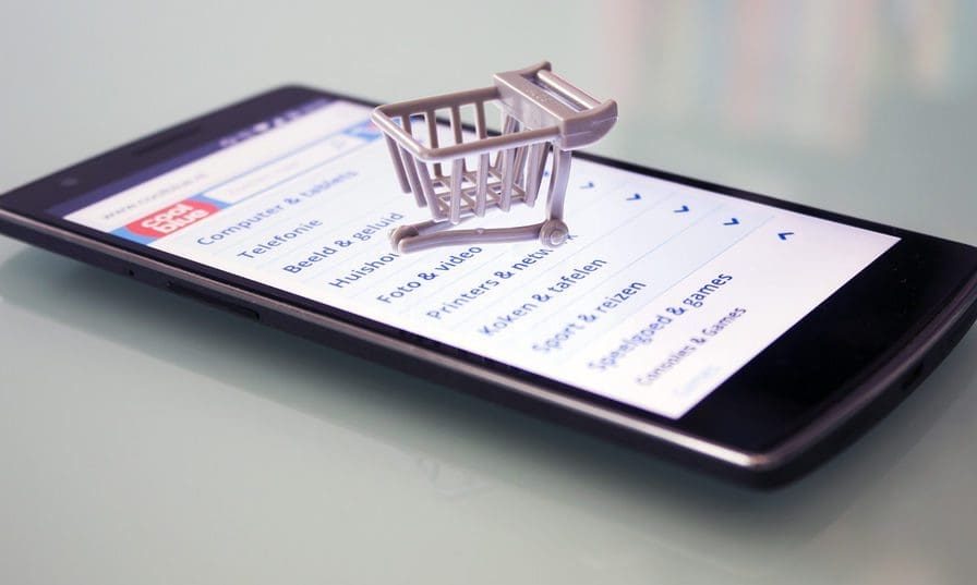 Alibaba and Valentino create 3D virtual store