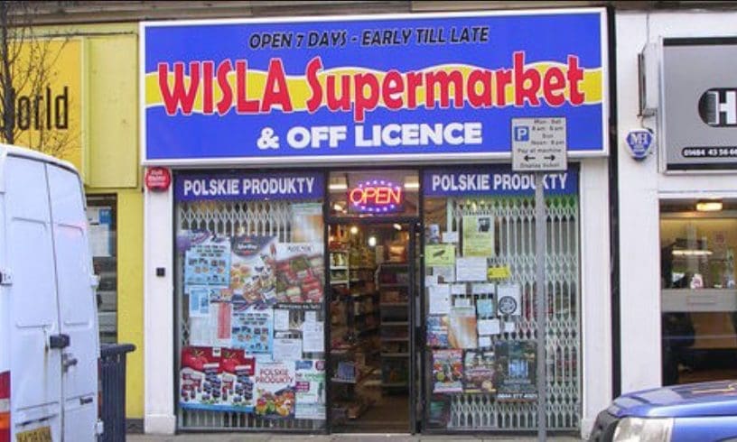 Shop that sold illegal tobacco ‘wants its licence back’