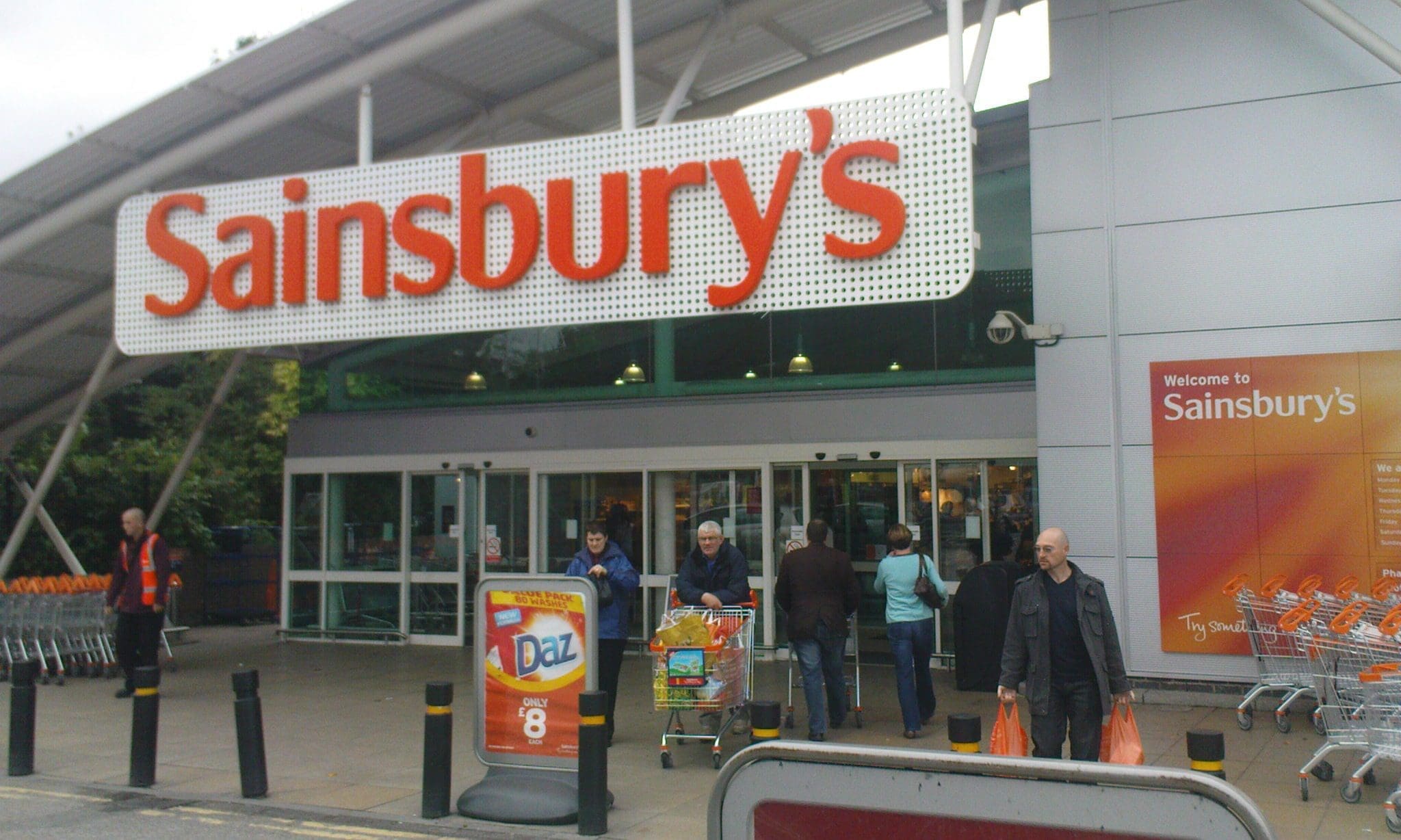 Sainsbury’s boss sings ‘We’re in the Money’ before TV interview