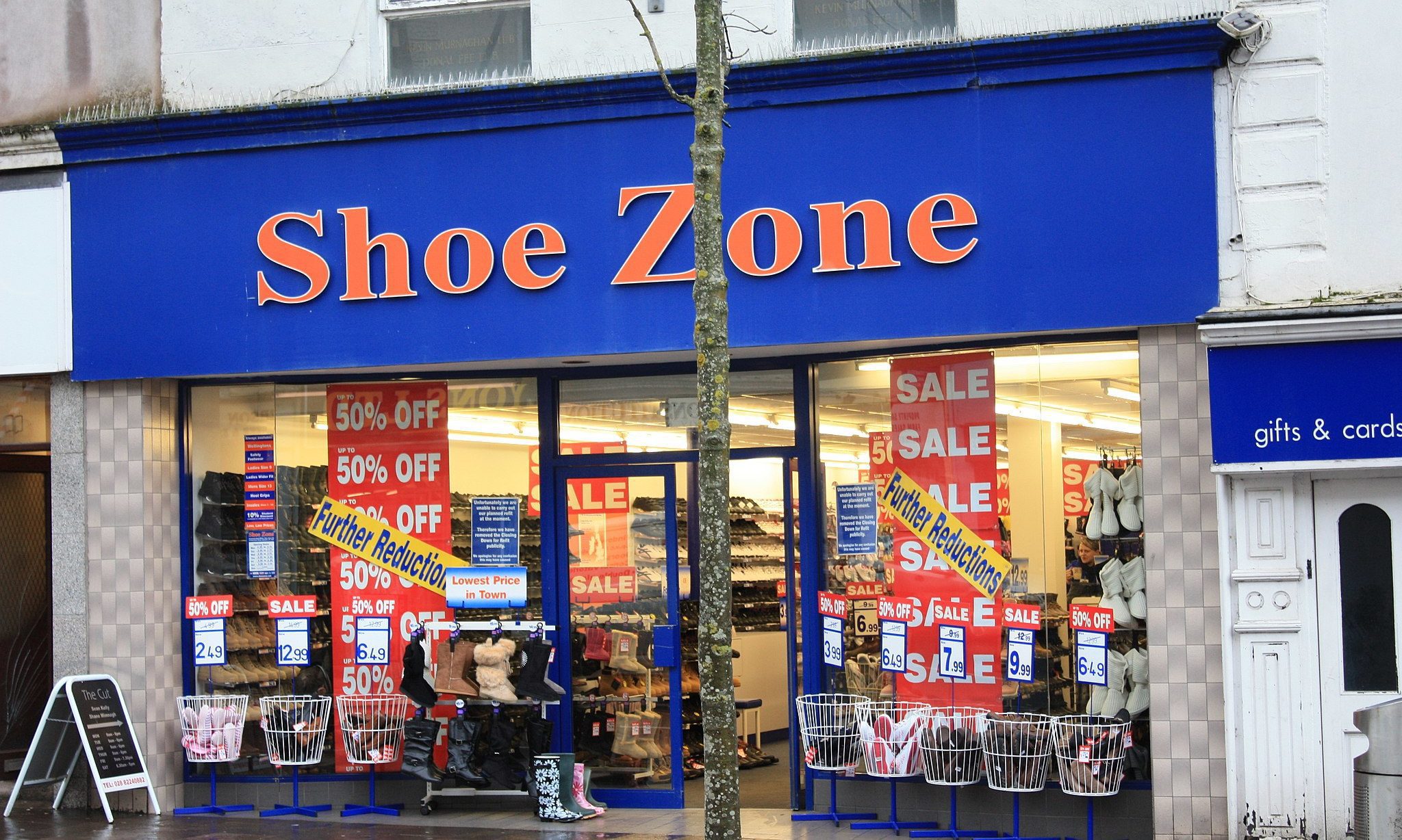 Shoe Zone revenues fall to £119m in FY21