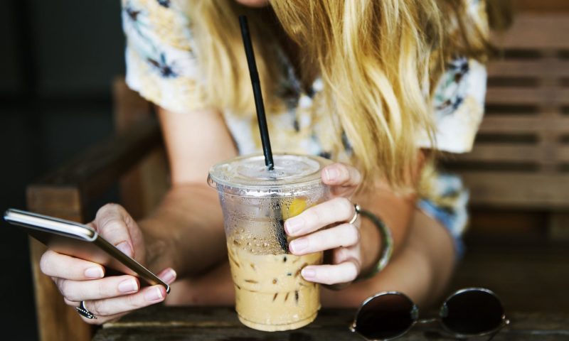 Online retail jumps 19% in April