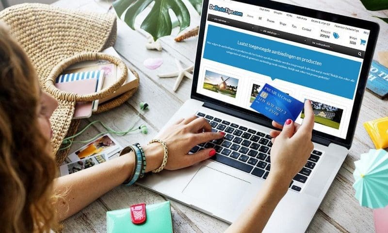 Omnichannel experience ‘key to survival of high street’, shoppers say