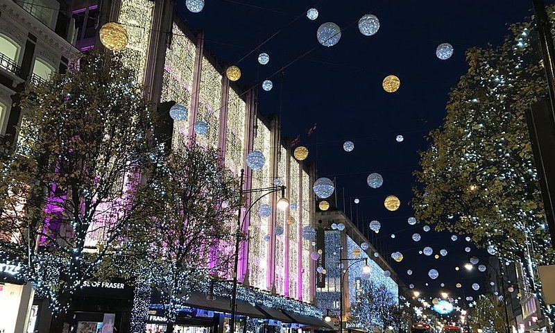 Why retailers are responsible for customer experience this festive season