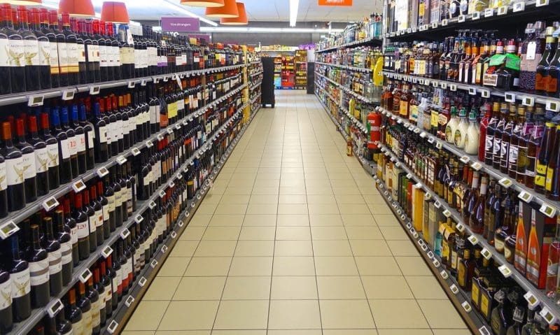Shop prices rise in December despite discounting