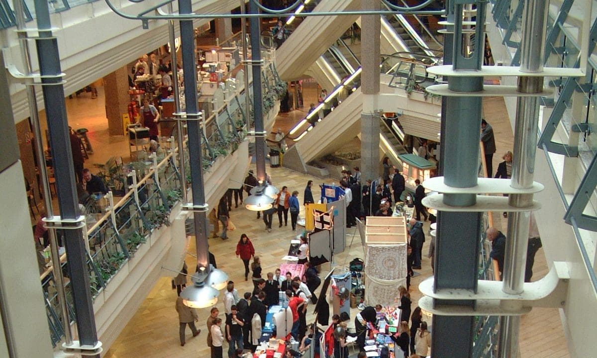 Bristol’s Galleries shopping centre on market for discount £32m