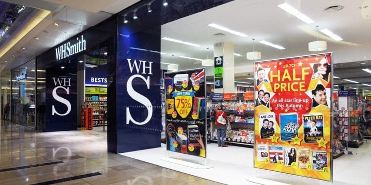 WH Smith CEO to step down
