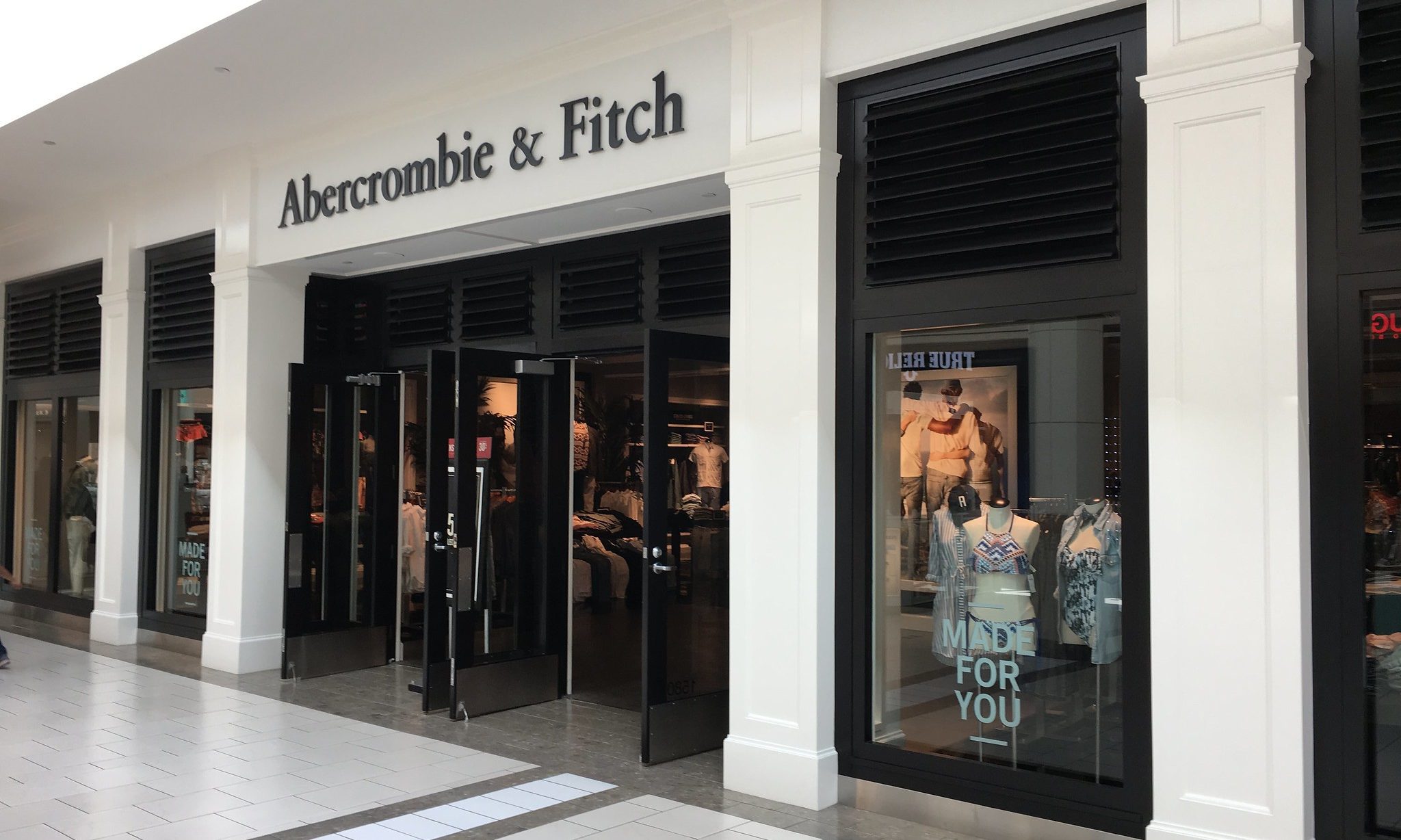 Abercrombie and Fitch appoints new director