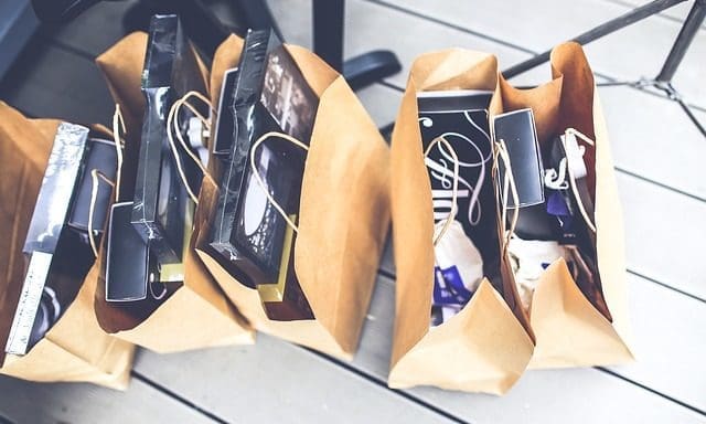 Consumer confidence remains at historic low in July
