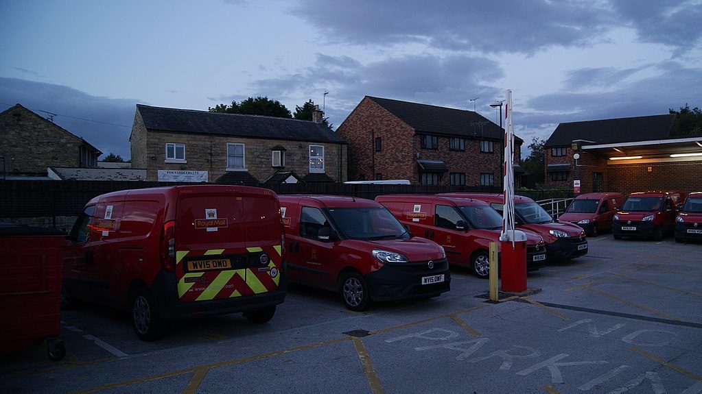 Royal Mail seeks injunction to block Christmas postal strike