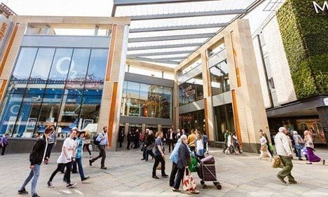Intu drafts in PwC advisers