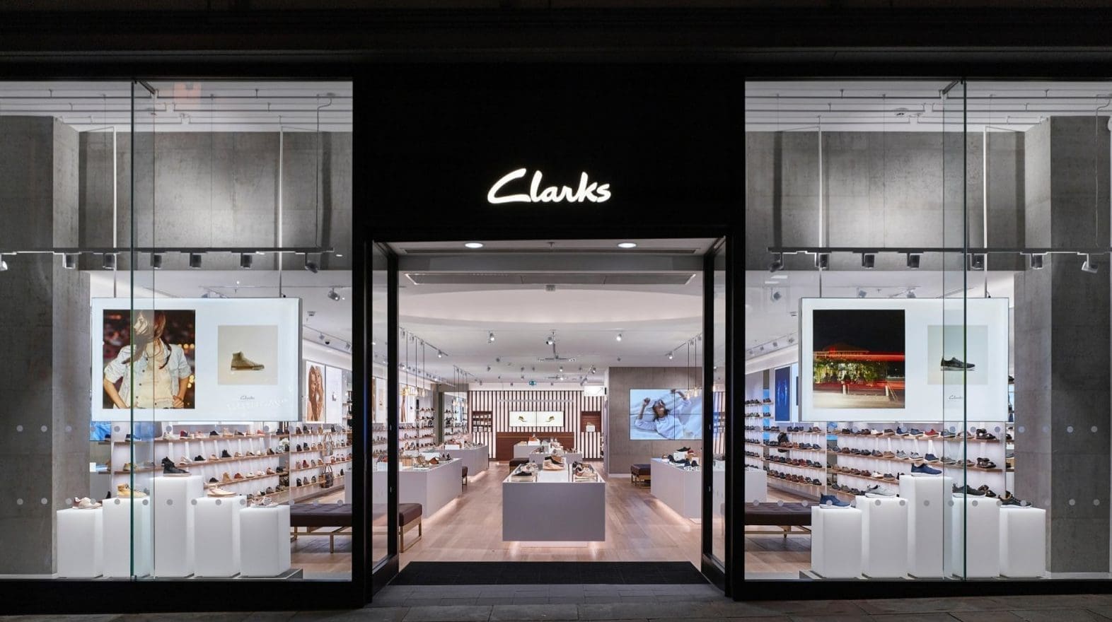 Clarks calls in advisors to review business