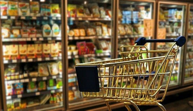 Household budgets continue to tighten amid rising inflation