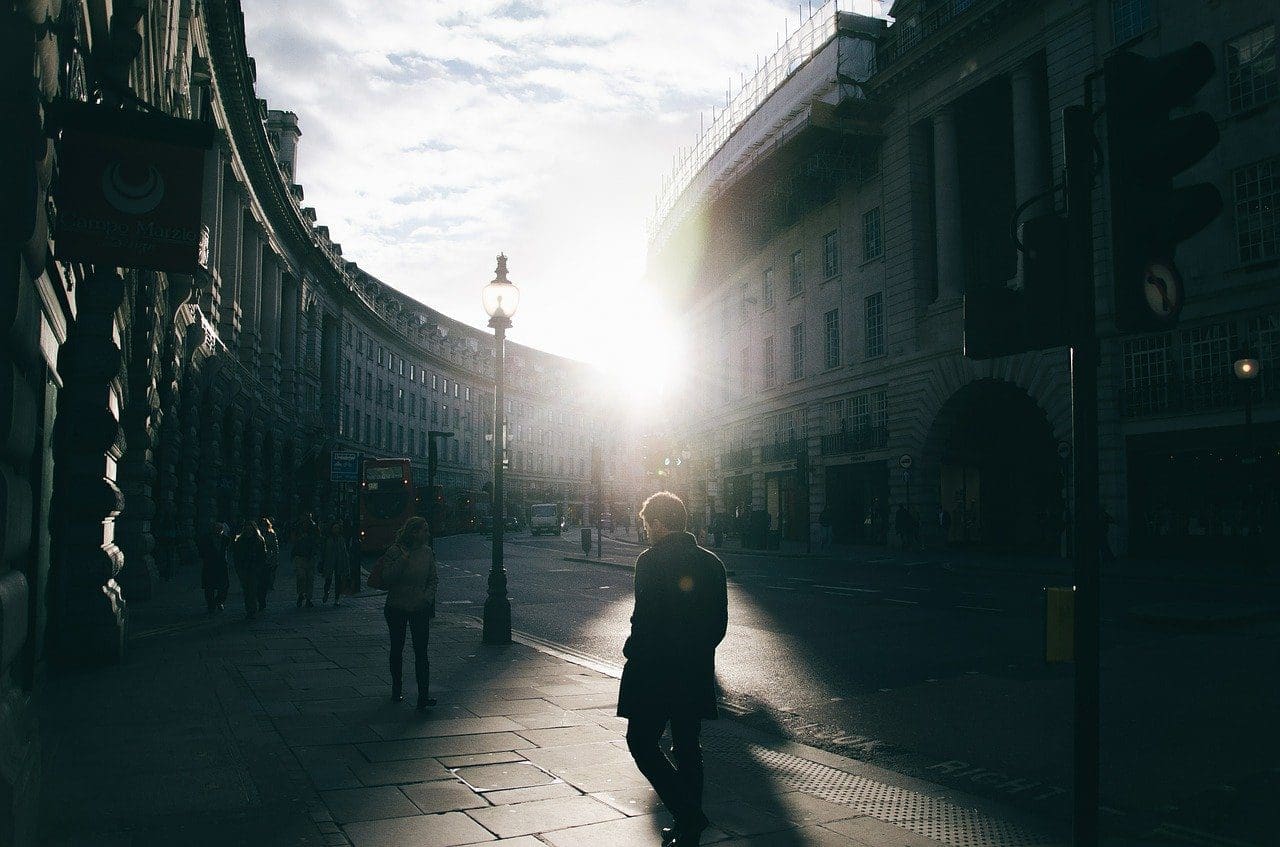 Consumer confidence slips in March 