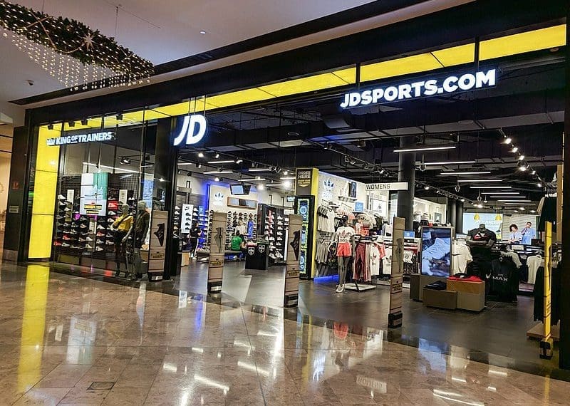 JD Sports raises profit forecast to £400m