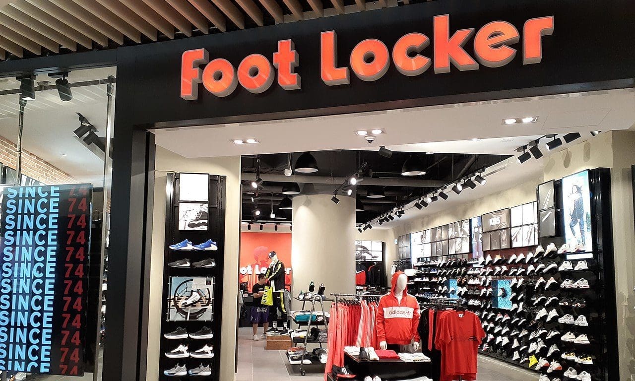 Foot Locker net losses widen to £300m in Q4