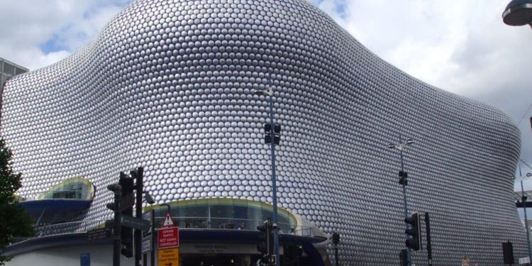 Hammerson taps investors for cash