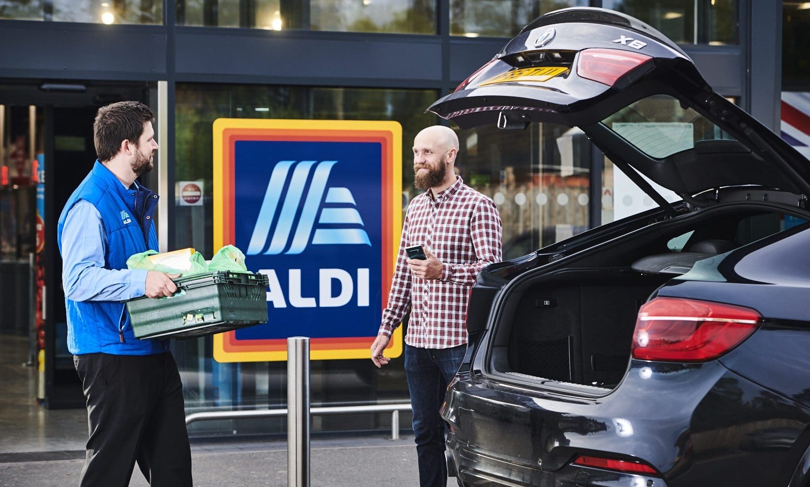 Aldi to remove 1.4bn pieces of plastic in own-brand tea bags