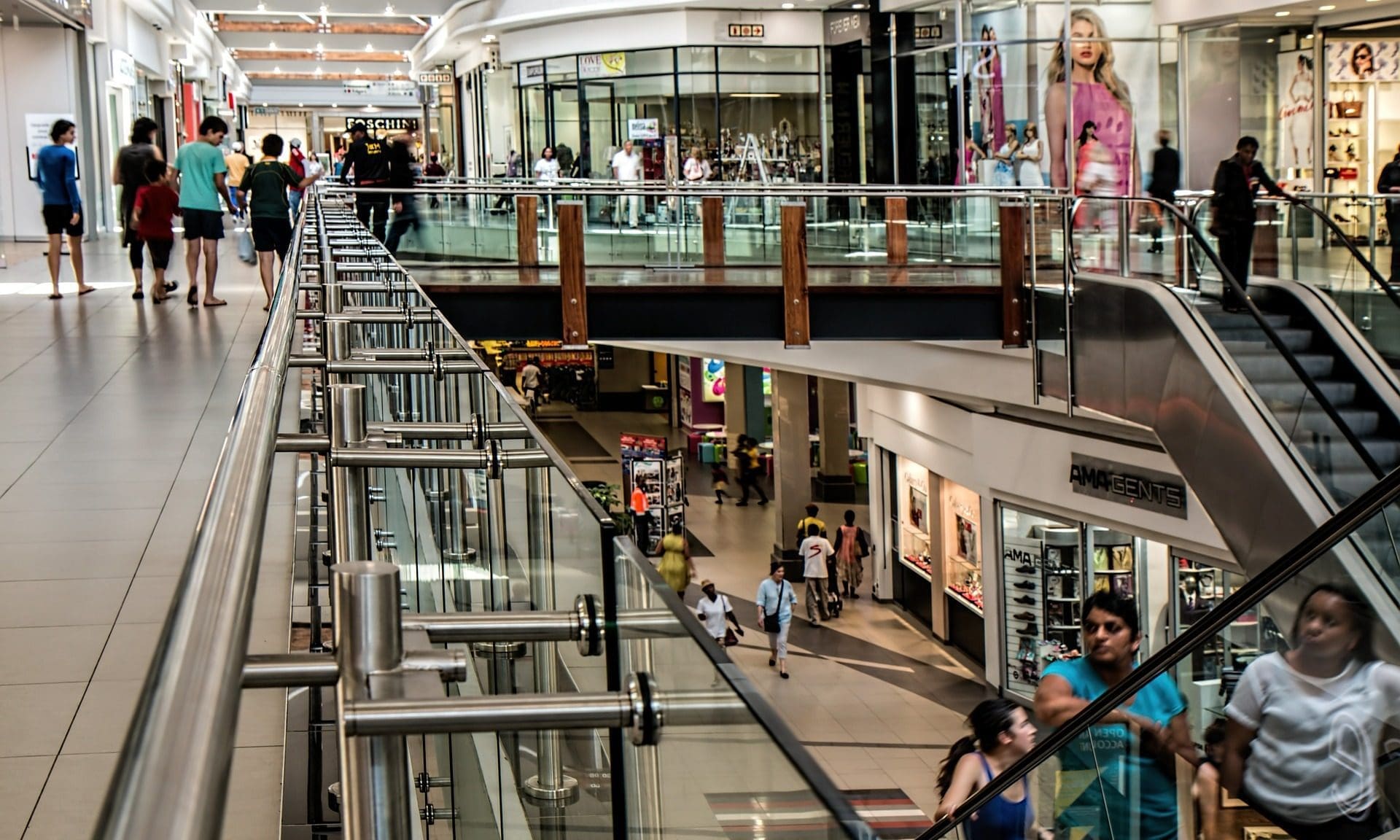 Retail sales up 1.9% in January 2022