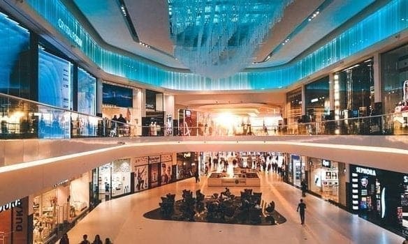 Consumer spending drops 2% in November