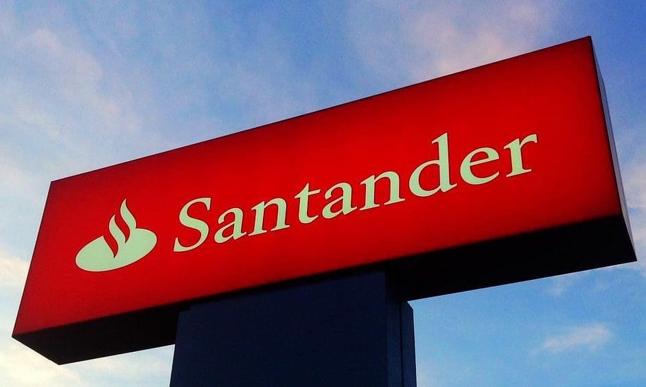 Santander announces 111 branch closures