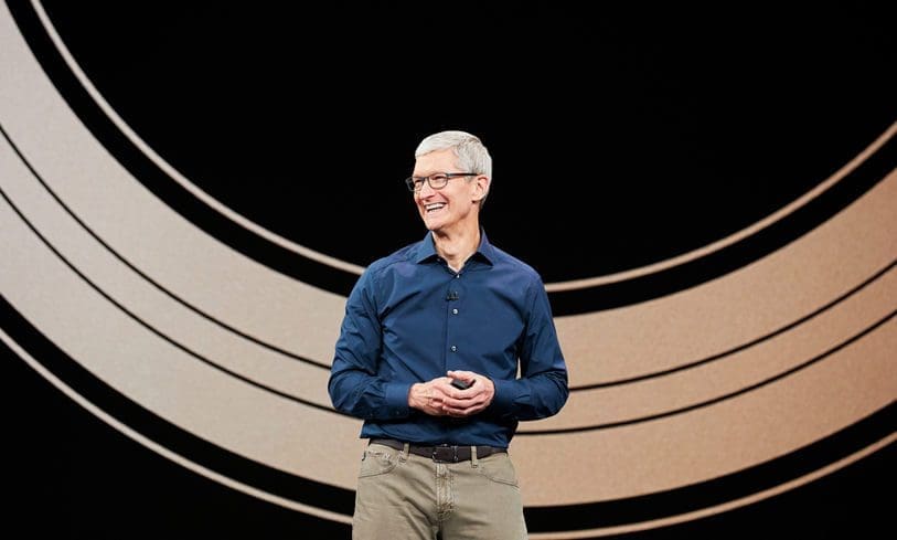 Apple sees Q2 revenues up 54%