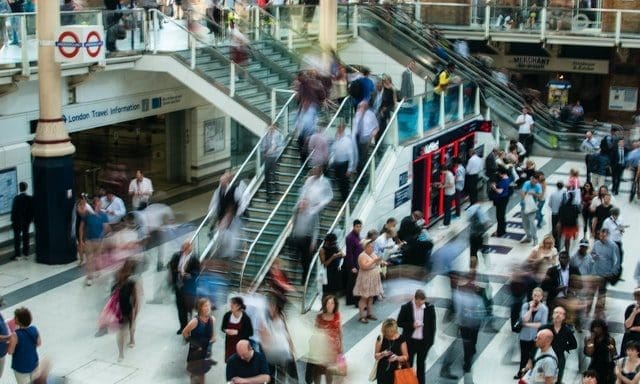 Footfall begins to see Christmas rise