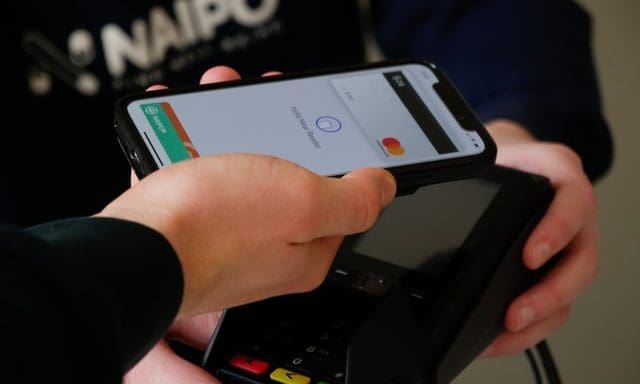 Over a quarter of all UK payments now contactless