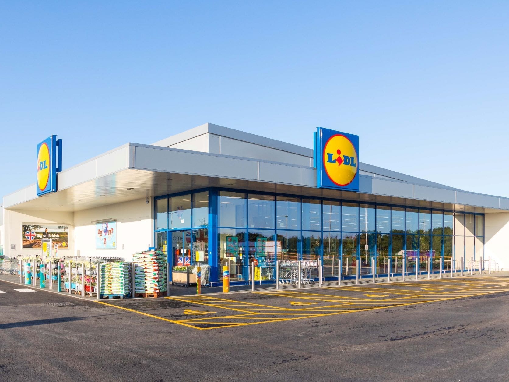 Lidl to invest £500m in store expansion