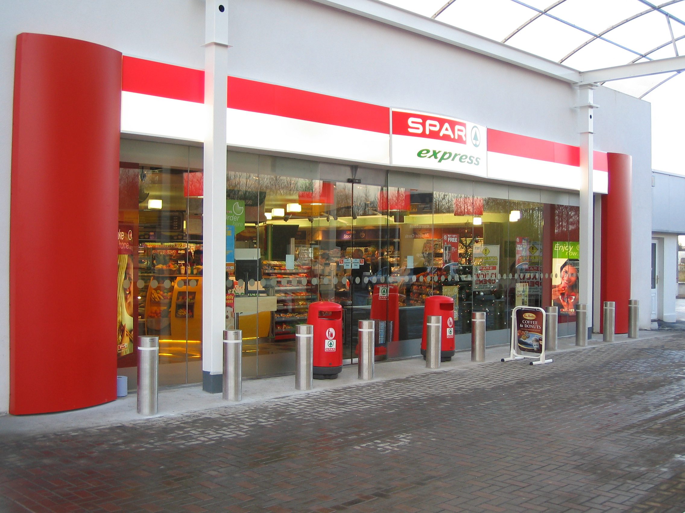 Over 300 Spar stores shut following cyber attack