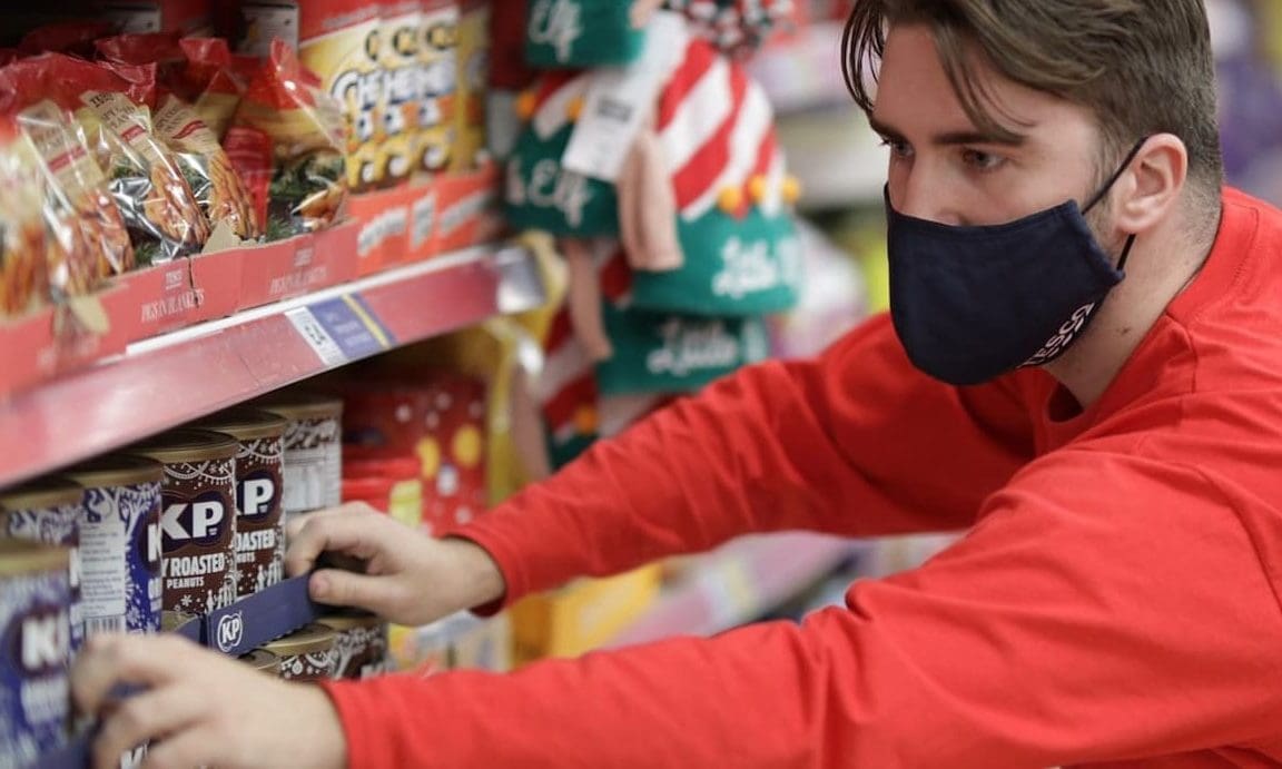 Tesco expects profits to hit £2.6bn amid strong Xmas trading