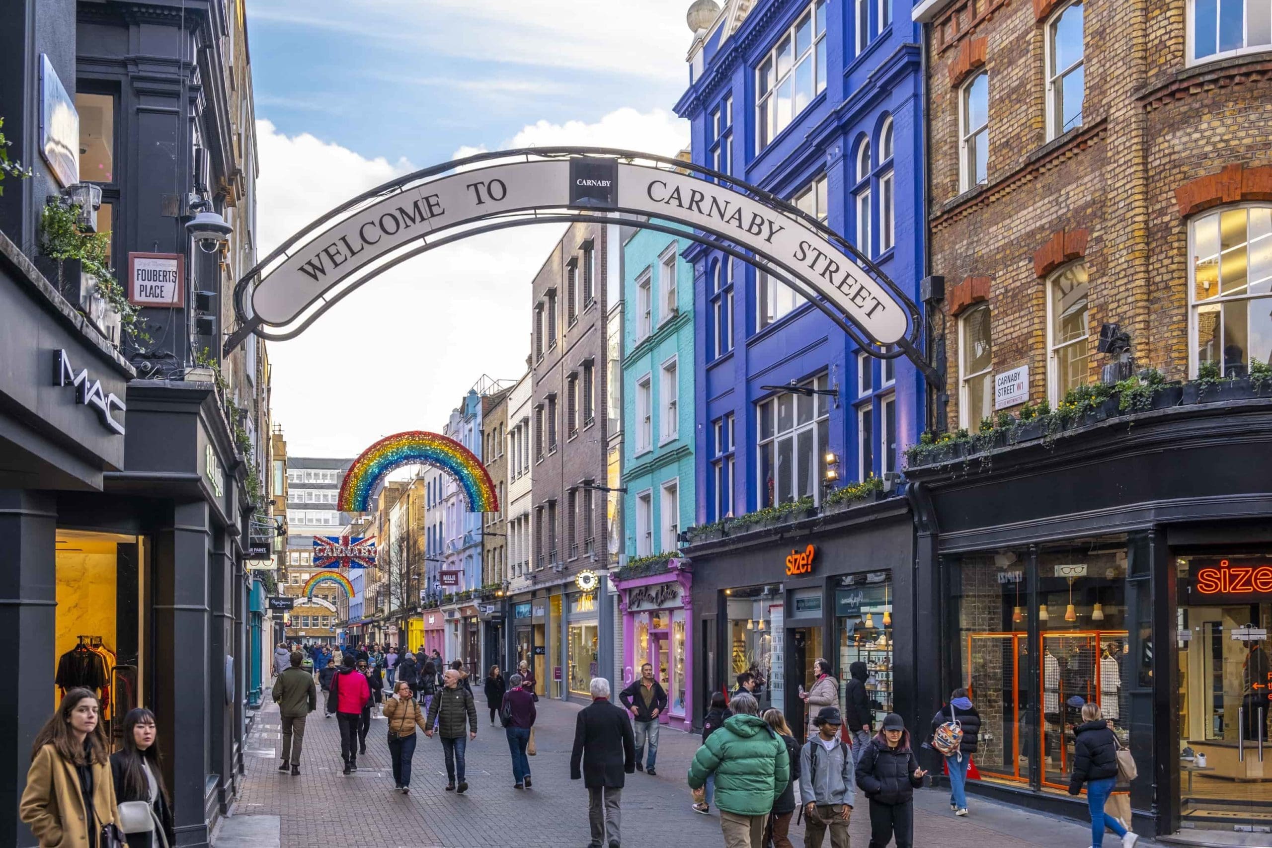 Footfall rises 11% as weather improves