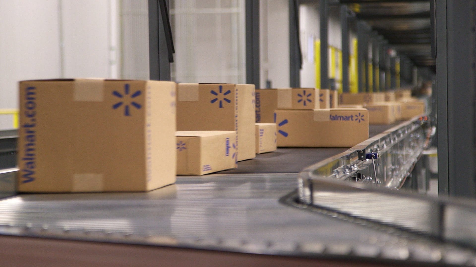 Walmart Q4 revenues rise 5.6% to $190.7bn