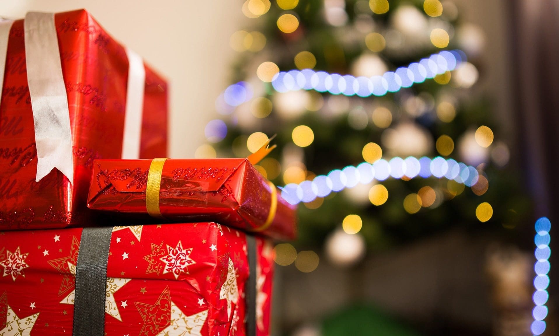 4 in 5 shoppers using social media to find Christmas gift ideas