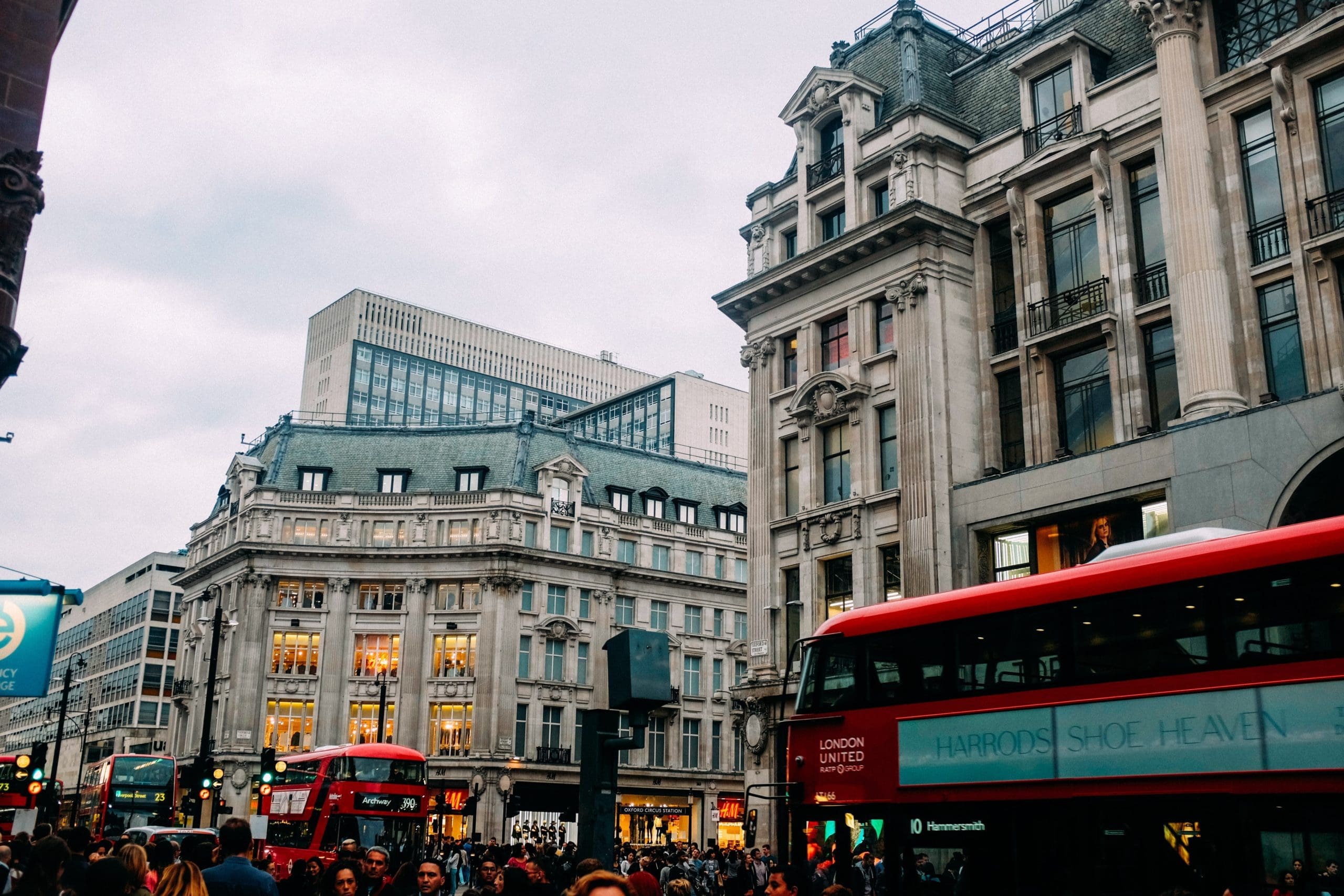 Small businesses to be offered rent-free stores on Oxford Street