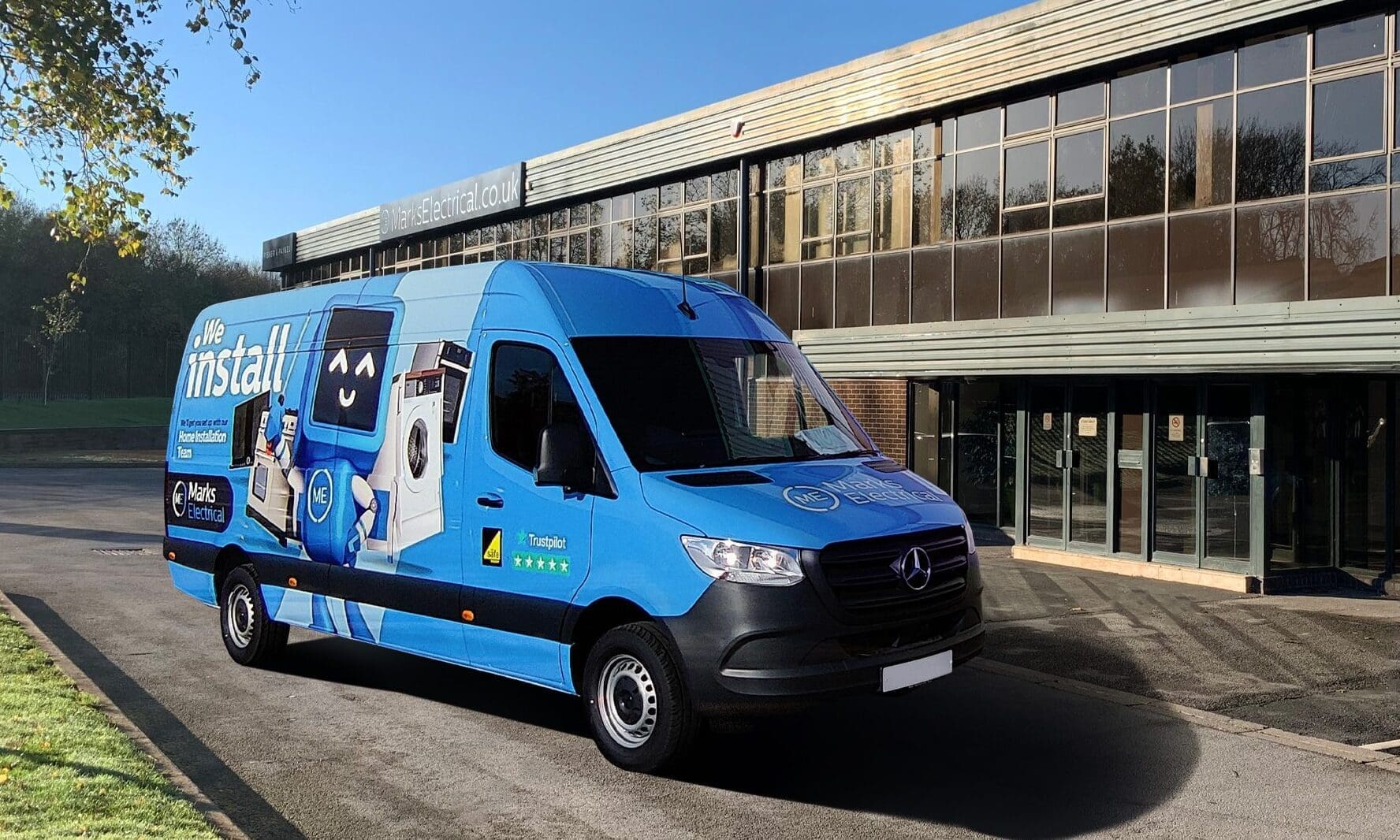 Marks Electrical sees revenues rise to £53.9m