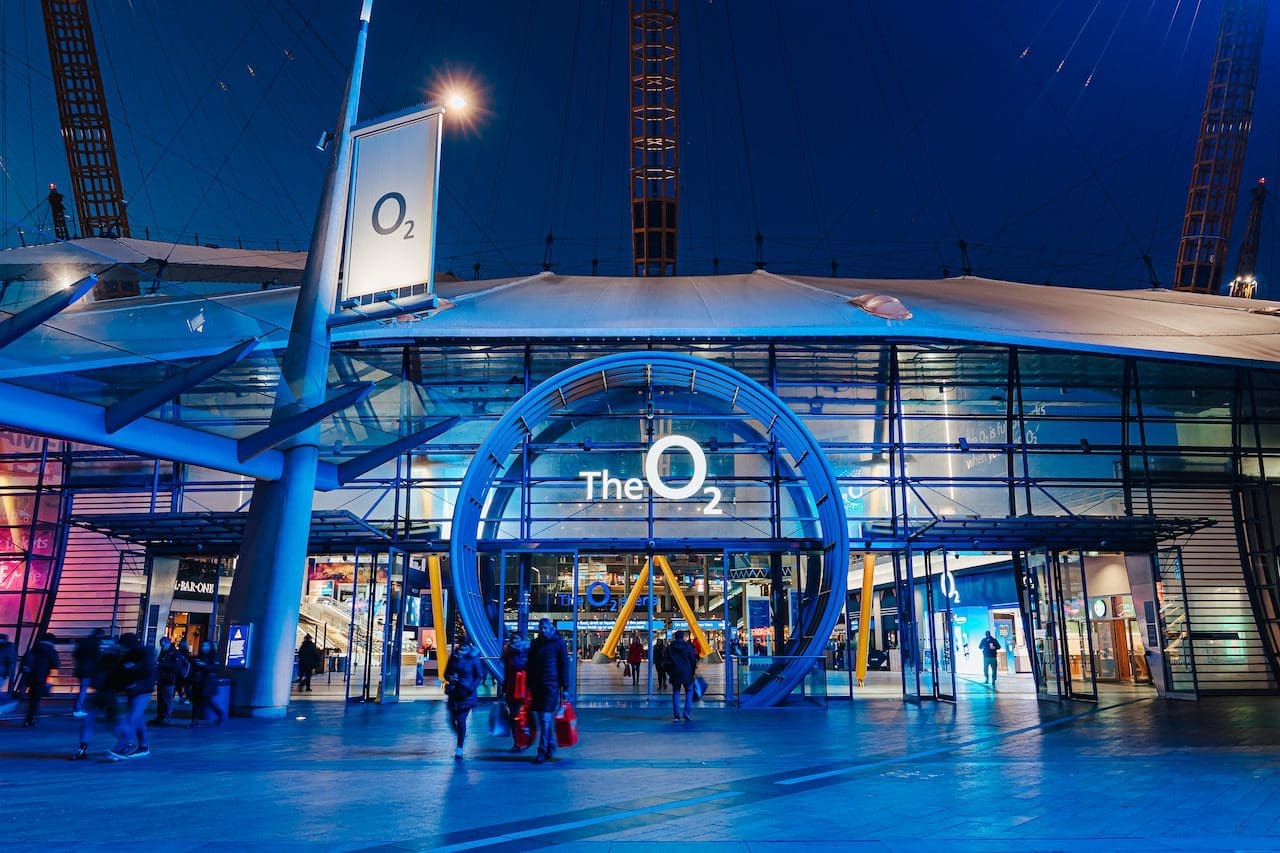 The O2 sales grow 47% in October