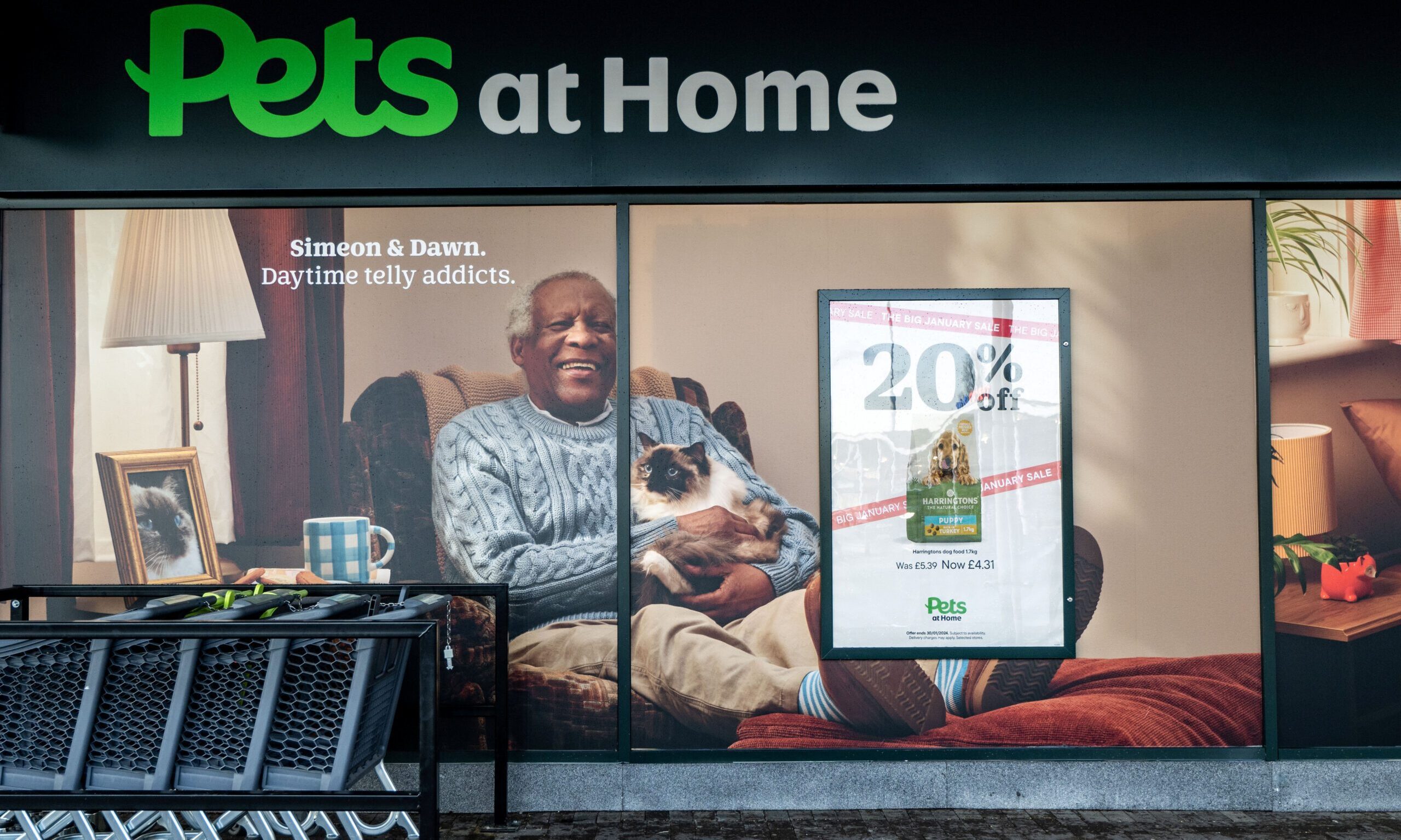 Pets at Home PBT drops 3.2%
