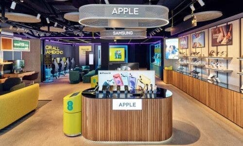 EE opens new Gateshead store amid £6m investment