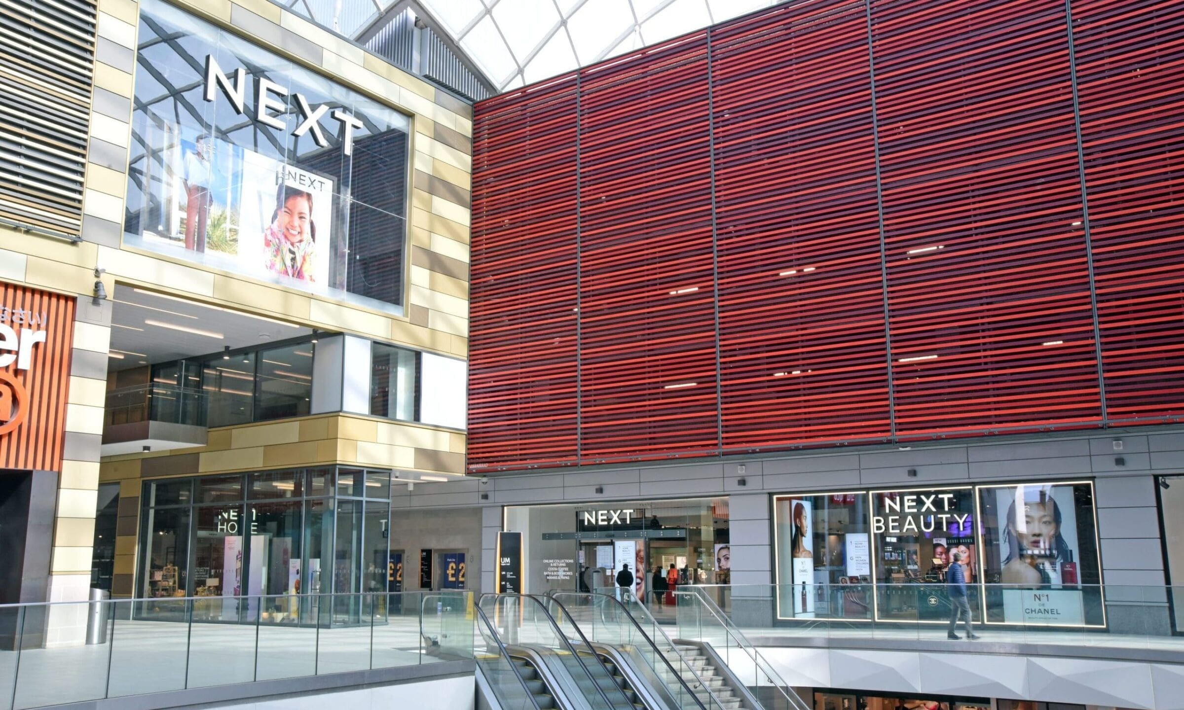 Next profits hit record high of £918m
