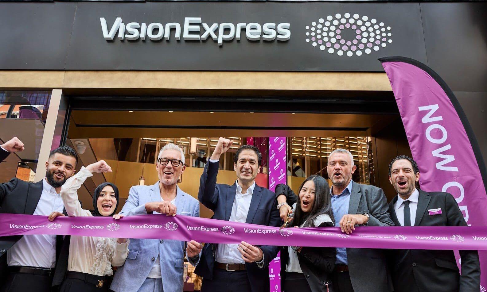 Vision Express unveils £4m flagship store on Oxford Street