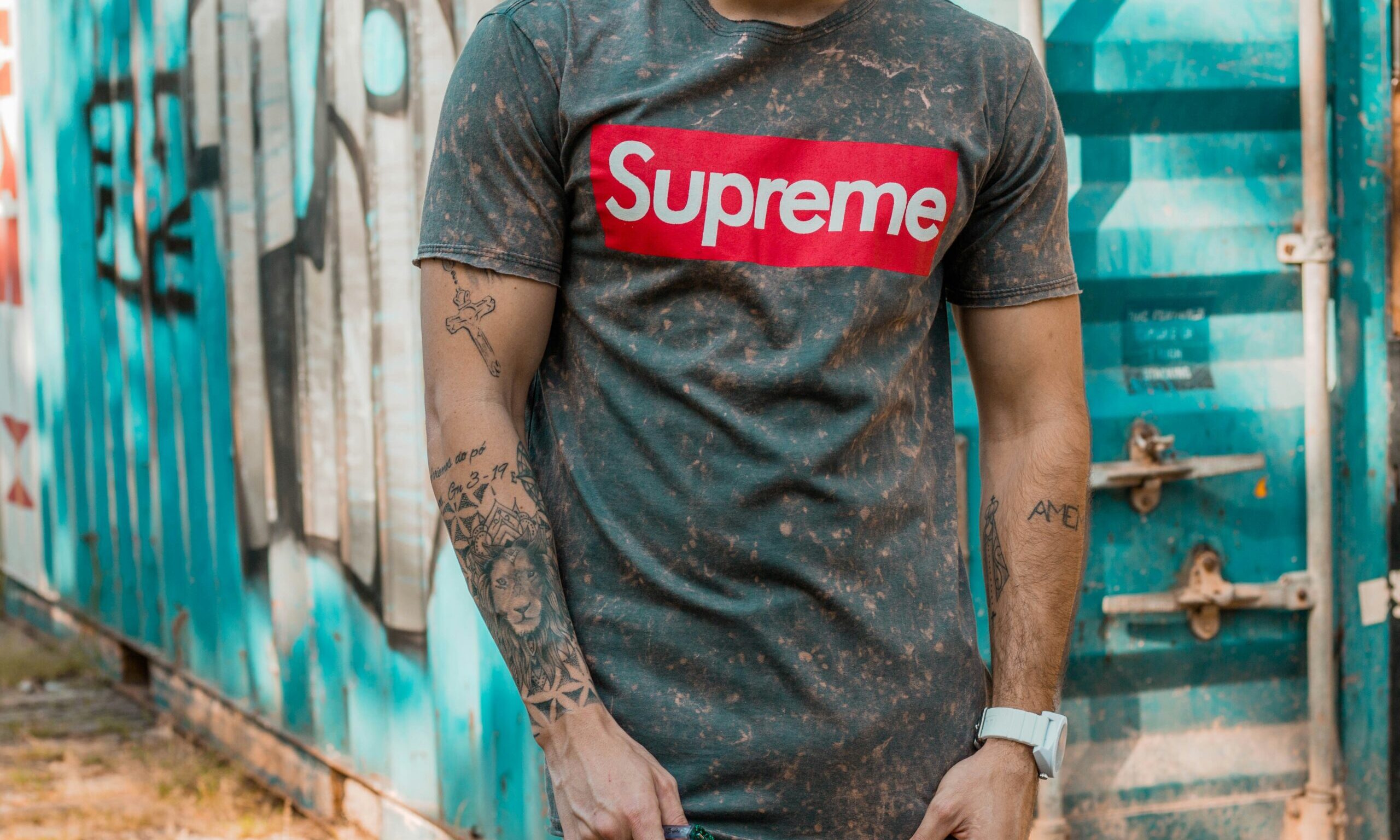 EssilorLuxottica to acquire Supreme from VF Corp