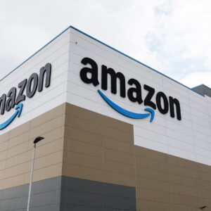 Amazon to axe thousands of corporate roles amid AI shift