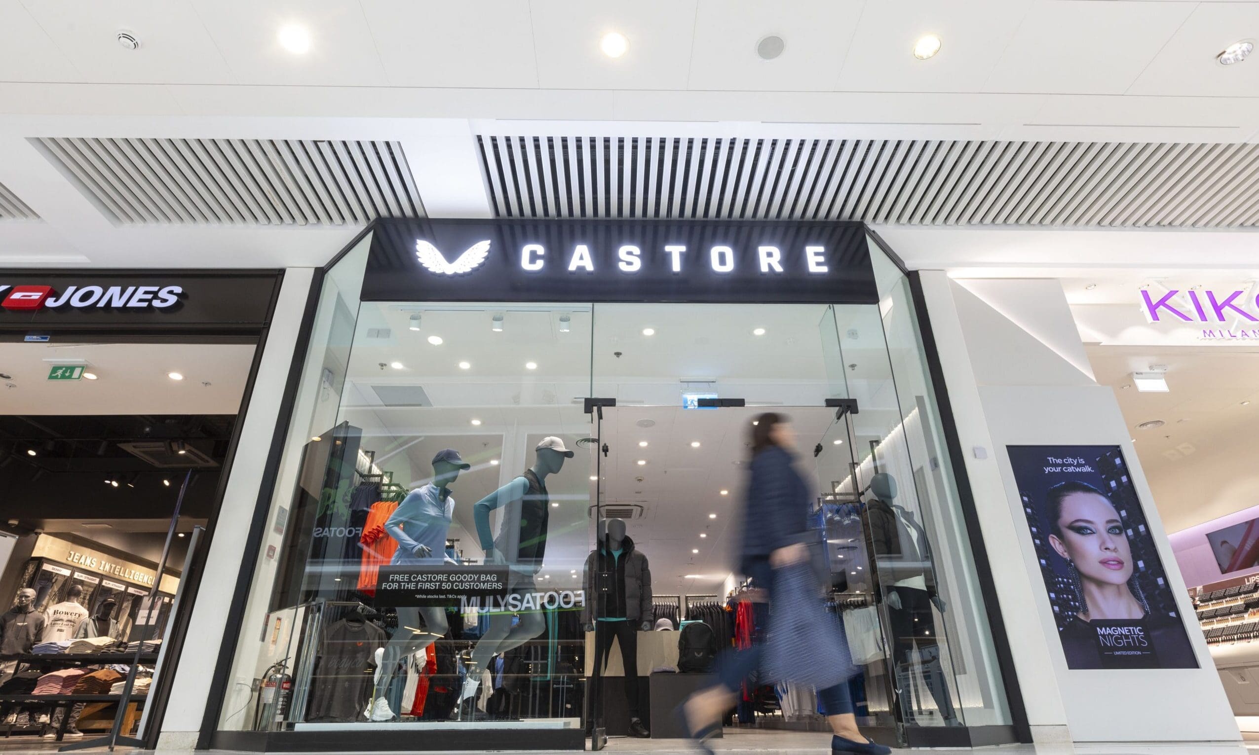 Castore signs multi-year partnership with Lancashire Cricket Club