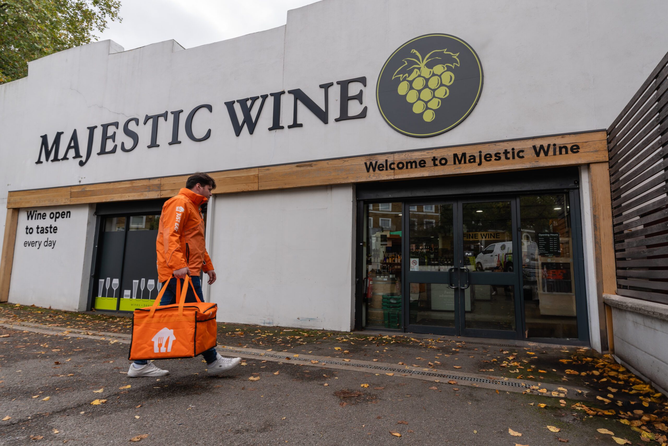 Majestic launches delivery partnership with Just Eat
