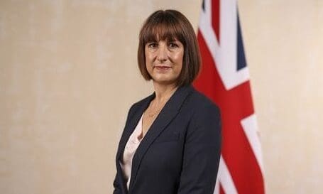Reeves eyes business rates rise for supermarkets and department stores