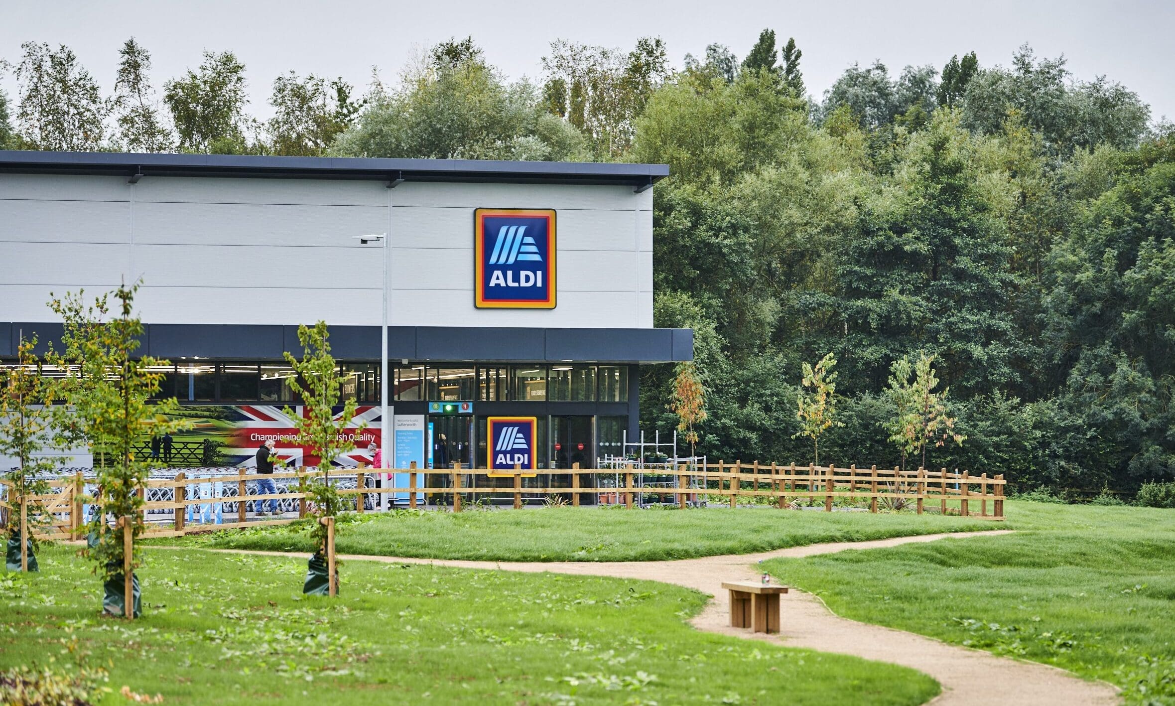 Aldi to invest £650m in expansion plans in 2025