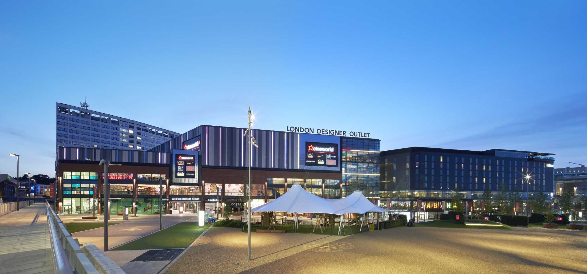 Abaci selects London Designer Outlet for first UK store