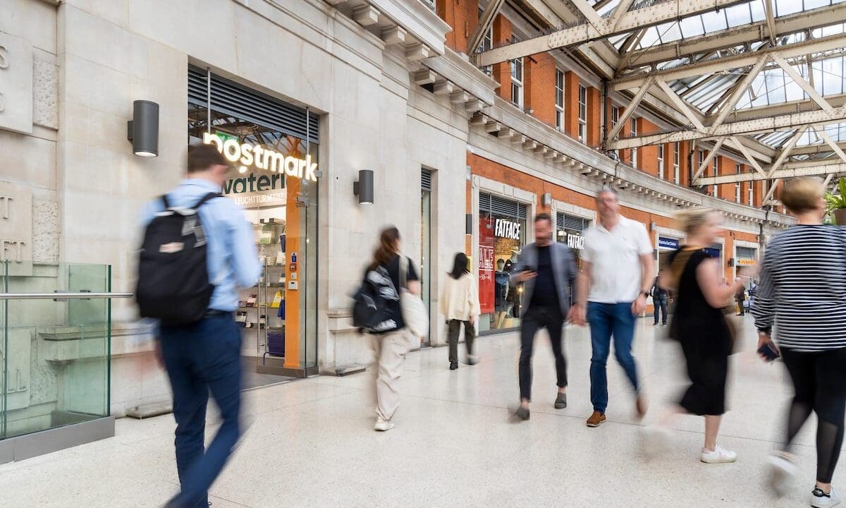 Network Rail retail sales rise 10% to £233m in Q2
