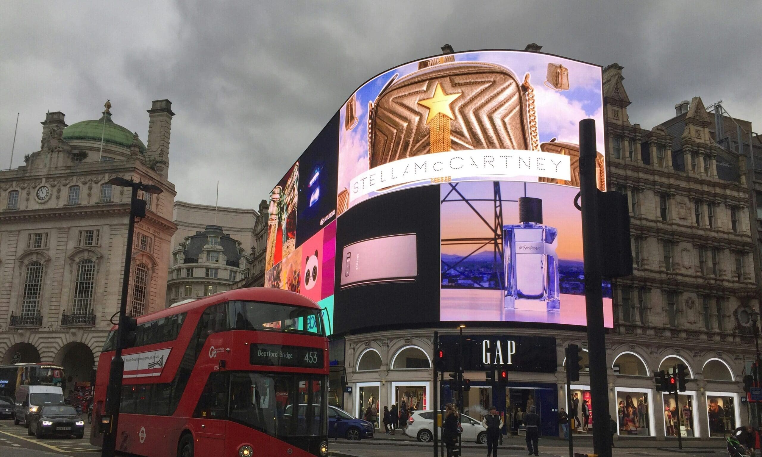 UK profit warnings jump 20% in Q2 as retailers feel the strain